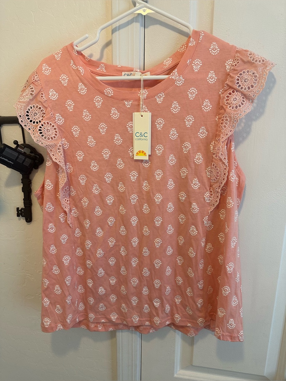 C&C California ladies coral/peach blouse with white detail size XL NWT